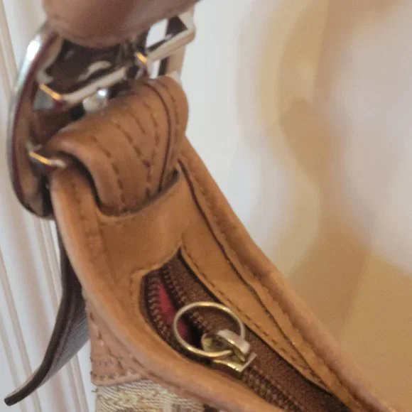 Coach Signature Rugby Stripe - Picture 8 of 16